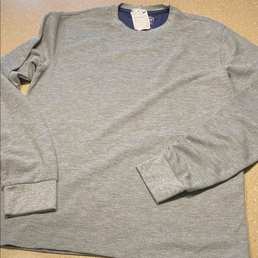 Avalanche Two-Tone Navy and Light Gray Crewneck